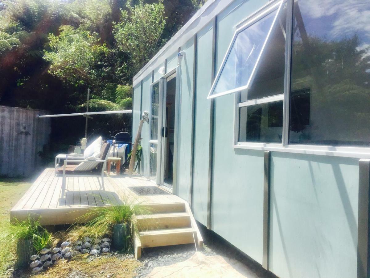 Matapouri Cabin By The Beach Hotel Eksteriør billede